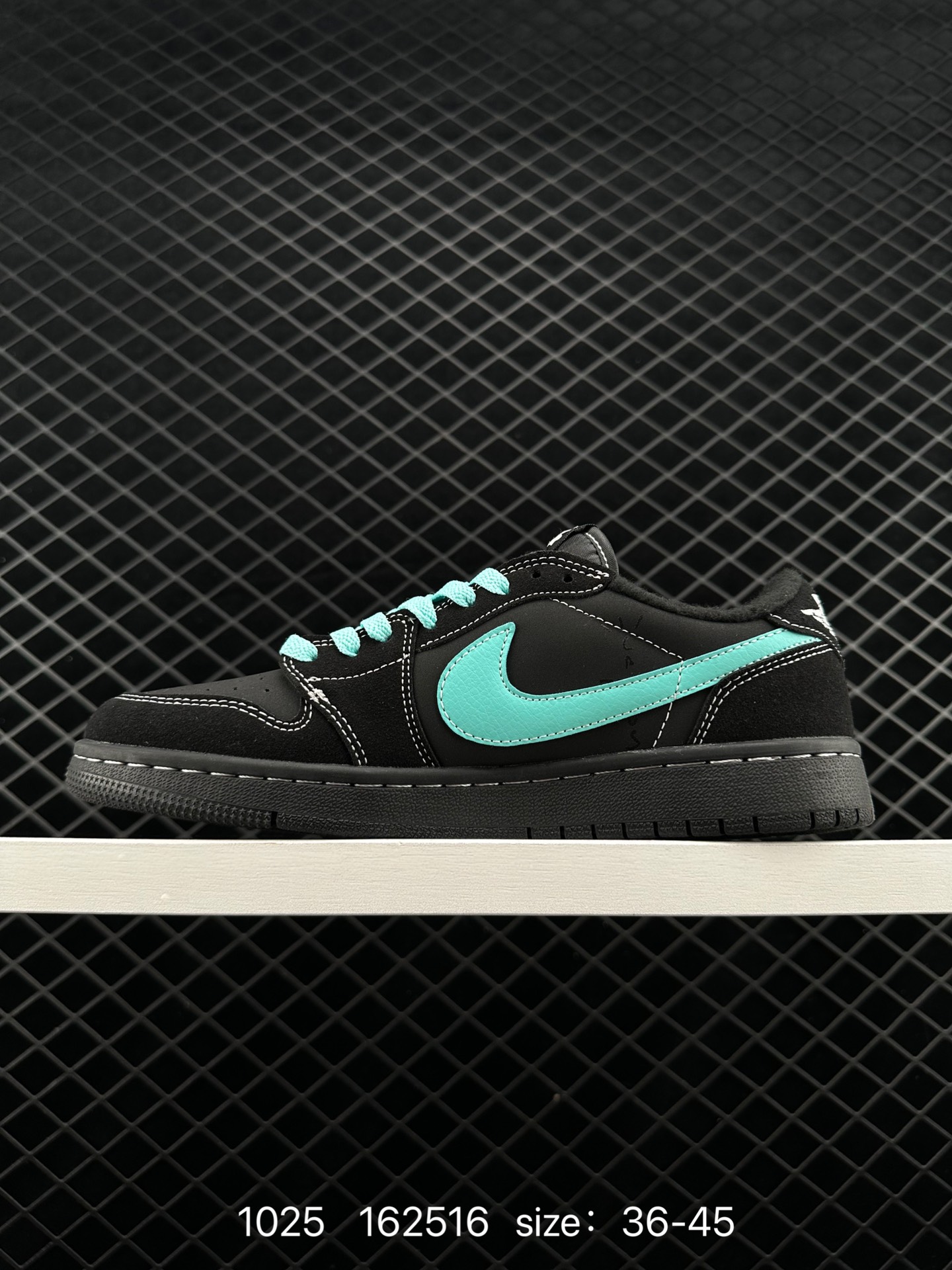 Travis Scott x Fragment x Air Jordan 1 Low 